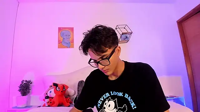 Snapshot of jin_luna chatting on October 25, 2025, 12:17 pm jin luna online show from October 25, 2025, 12:17 pm