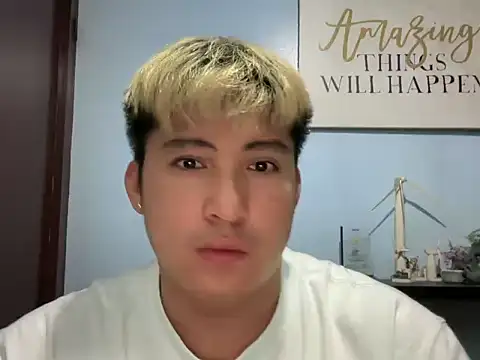 lovely jay online show from May 28, 2026, 2:19 am
