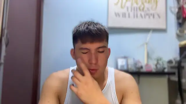 lovely jay online show from November 5, 2025, 4:54 pm