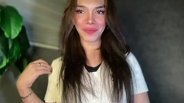 Misselliefayexxx online show from December 1, 2025, 2:23 am