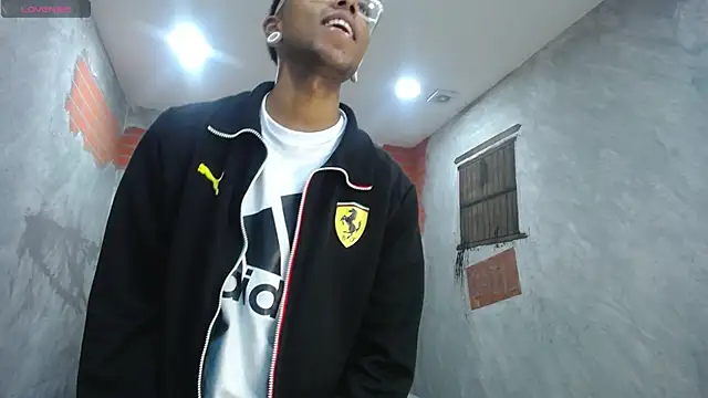 Snapshot of CollemanStone chatting on October 31, 2025, 1:30 pm CollemanStone online show from October 31, 2025, 1:30 pm