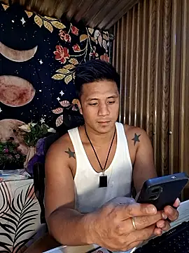 Snapshot of mr_dave chatting on January 18, 2026, 11:57 am mr dave online show from January 18, 2026, 11:57 am