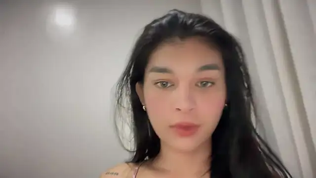 Snapshot of asiansmilexx chatting on September 29, 2025, 5:03 am asiansmilexx online show from September 29, 2025, 5:03 am