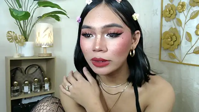 miyaa Moore online show from September 25, 2025, 8:37 pm