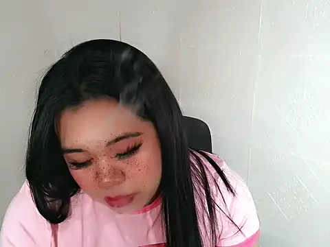 Im ur mother online show from November 21, 2025, 5:45 pm