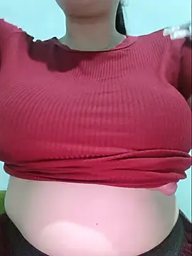 Shiny Babe online show from June 8, 2026, 1:22 pm