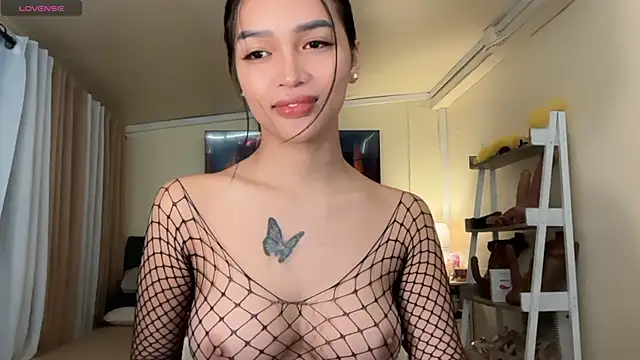  agatha143  online show from June 13, 2026, 2:42 am