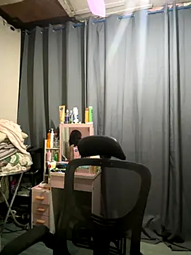 Snapshot of miss_h0tmissy chatting on September 14, 2025, 11:43 am miss h0tmissy online show from September 14, 2025, 11:43 am