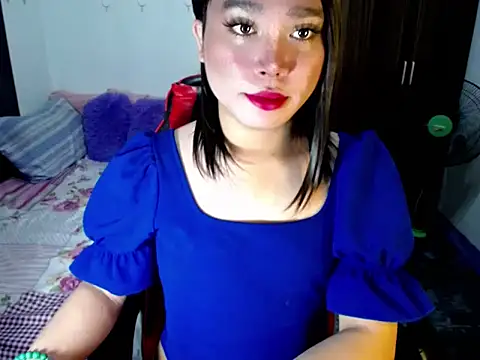 Urassiansweetcummer online show from September 26, 2025, 2:29 am