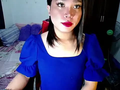 Urassiansweetcummer online show from September 19, 2025, 12:58 am