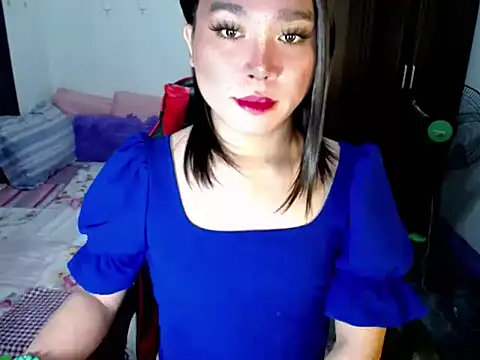 Urassiansweetcummer online show from September 21, 2025, 2:17 am