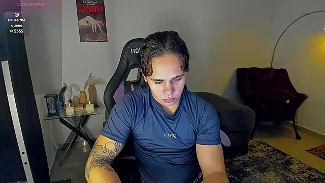 Maximiliano scoott   online show from February 10, 2026, 10:42 pm