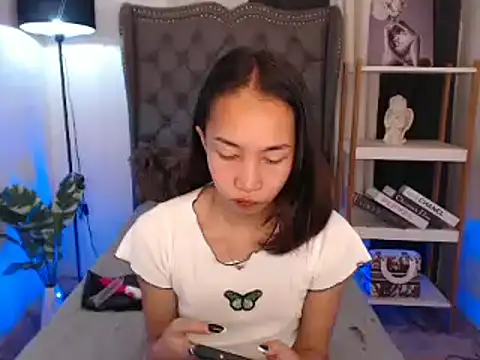 Sweet kittyxx online show from November 8, 2025, 4:27 am