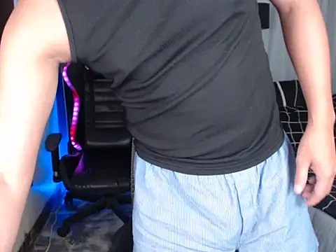 alexsuckable01 online show from May 15, 2026, 11:25 pm