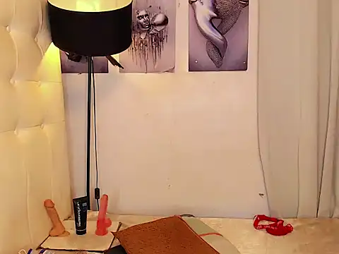 Foxxy Barbie online show from February 10, 2026, 6:01 am