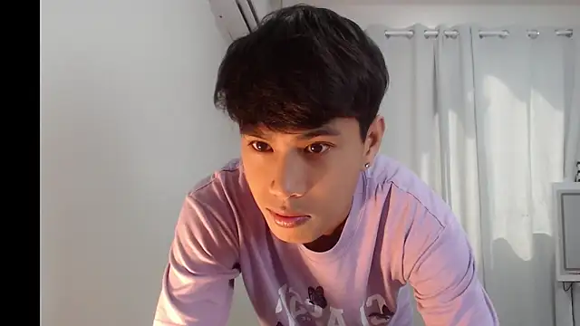 shokolet 2001 online show from December 4, 2025, 4:11 am