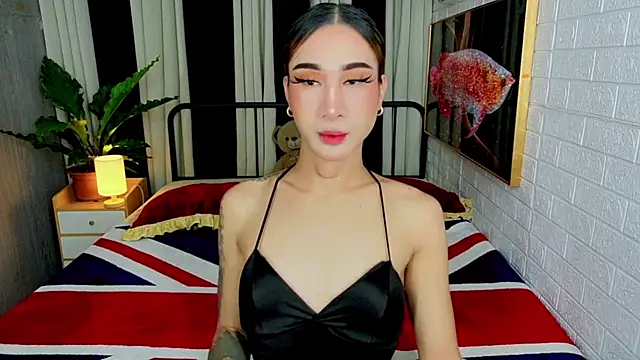 TRANSGODDESSA online show from October 21, 2025, 9:03 pm