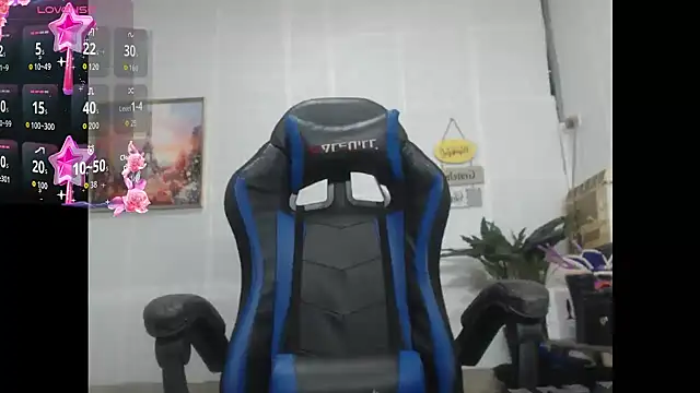 Snapshot of lucyheart777 chatting on April 11, 2026, 4:09 am lucyheart777 online show from April 11, 2026, 4:09 am