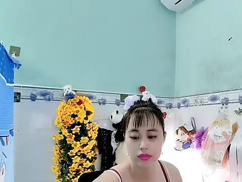 Snapshot of emgaixinhngoan chatting on September 25, 2025, 12:38 am emgaixinhngoan online show from September 25, 2025, 12:38 am