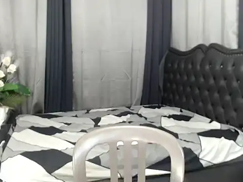 Snapshot of liane_mei chatting on September 9, 2025, 11:36 pm liane mei online show from September 9, 2025, 11:36 pm