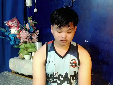 Snapshot of Reynelcock chatting on March 1, 2026, 8:03 am Reynelcock online show from March 1, 2026, 8:03 am