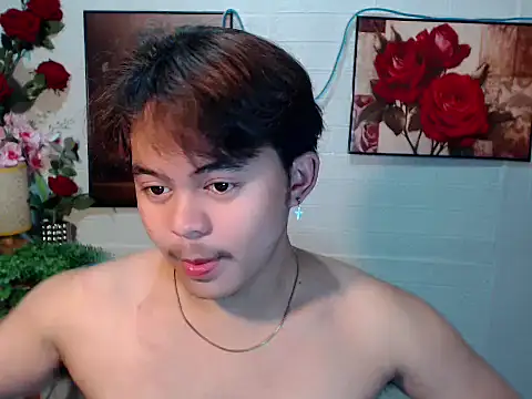 Snapshot of urguy_toshi chatting on May 13, 2026, 8:54 am urguy toshi online show from May 13, 2026, 8:54 am