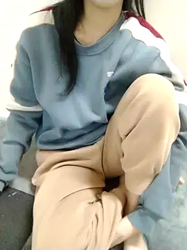 Snapshot of Kembong01 chatting on March 13, 2026, 1:43 am Kembong01 online show from March 13, 2026, 1:43 am