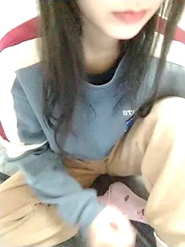 Snapshot of Kembong01 chatting on March 5, 2026, 9:22 pm Kembong01 online show from March 5, 2026, 9:22 pm