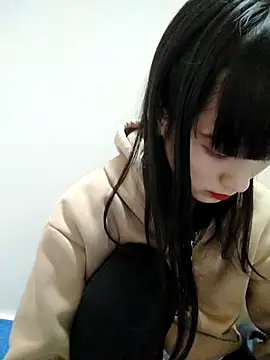 Kembong01 online show from November 18, 2025, 1:36 pm