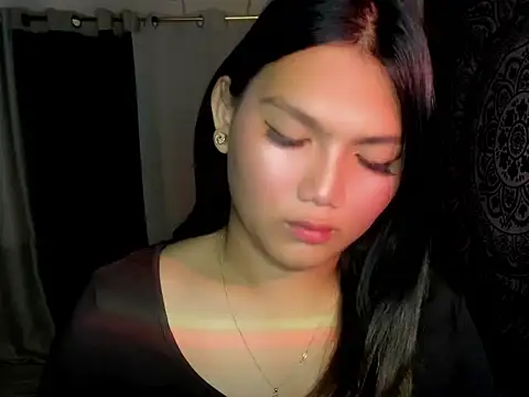 Snapshot of Lou_heart chatting on February 11, 2026, 1:05 am Lou heart online show from February 11, 2026, 1:05 am