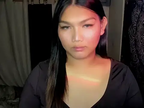 Snapshot of Lou_heart chatting on March 10, 2026, 6:01 pm Lou heart online show from March 10, 2026, 6:01 pm