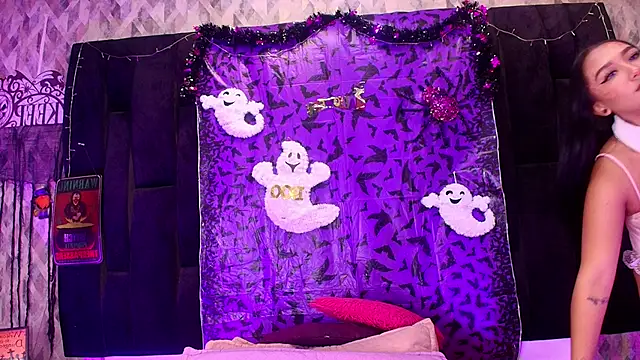 wensheng  online show from October 28, 2025, 7:13 pm