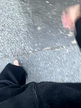 meomeo2k6 online show from November 9, 2025, 11:42 pm