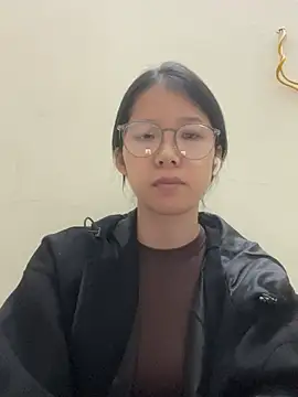 meomeo2k6 online show from January 10, 2026, 3:51 pm