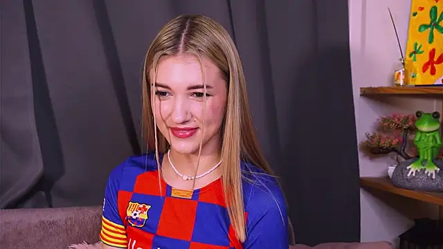 Snapshot of BeatrixGummer chatting on September 20, 2025, 8:36 pm BeatrixGummer online show from September 20, 2025, 8:36 pm