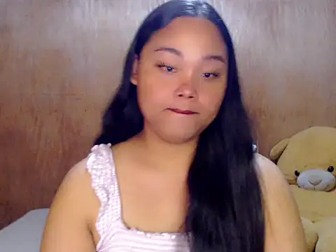 Snapshot of _Lylia chatting on September 18, 2025, 9:18 pm Lylia online show from September 18, 2025, 9:18 pm