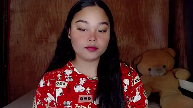 Snapshot of _Lylia chatting on September 16, 2025, 4:35 am Lylia online show from September 16, 2025, 4:35 am