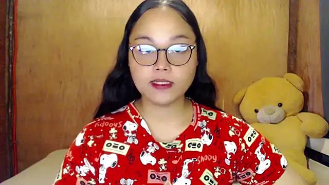 Snapshot of _Lylia chatting on September 13, 2025, 4:23 am Lylia online show from September 13, 2025, 4:23 am