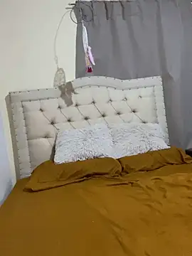 aphrodite sexy online show from June 8, 2026, 1:39 am
