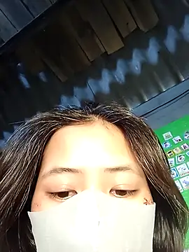 Snapshot of Venessa chatting on November 28, 2025, 1:28 am Venessa online show from November 28, 2025, 1:28 am