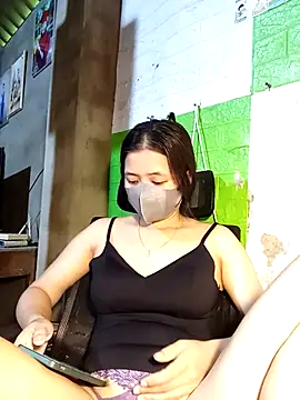 Snapshot of Venessa chatting on September 12, 2025, 1:17 am Venessa online show from September 12, 2025, 1:17 am