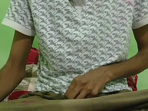 rockyy23boy online show from November 11, 2025, 10:47 pm