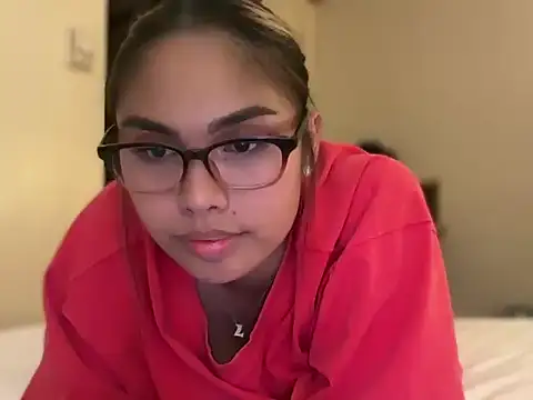 Snapshot of Griselda_beatriz3 chatting on February 25, 2026, 6:52 pm Griselda beatriz3 online show from February 25, 2026, 6:52 pm