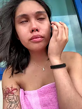 Snapshot of Griselda_beatriz3 chatting on December 16, 2025, 12:59 am Griselda beatriz3 online show from December 16, 2025, 12:59 am