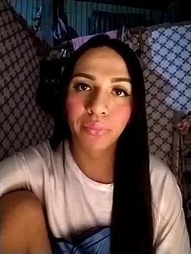 enoria1992 online show from April 13, 2026, 1:04 pm