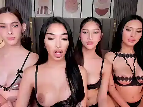 Snapshot of ScarletGreysonn chatting on October 9, 2025, 3:45 pm ScarletGreysonn online show from October 9, 2025, 3:45 pm