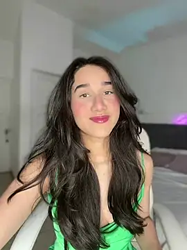 julieta jhonss online show from July 3, 2026, 3:24 am