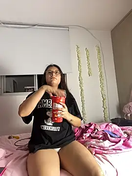 Snapshot of Velma_star chatting on March 26, 2026, 10:02 am Velma star online show from March 26, 2026, 10:02 am