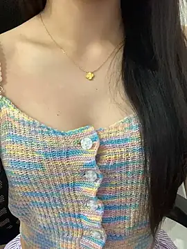 Snapshot of JennyQueen18 chatting on March 6, 2026, 5:46 am JennyQueen18 online show from March 6, 2026, 5:46 am