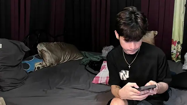 hotfreshdior online show from March 30, 2026, 4:41 pm